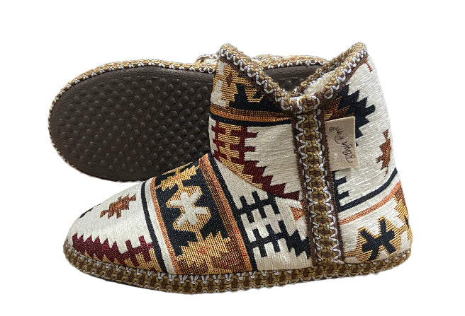 Blazin roxx 2025 slipper boots