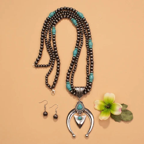 Emma Jewelry Women's Horseshoe Beaded Turquoise/Silver Necklace