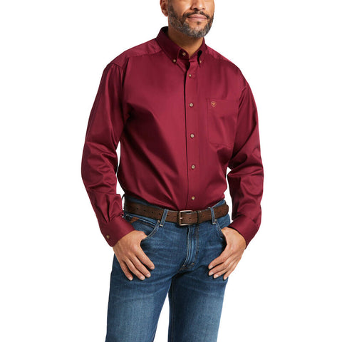 Ariat Men's Solid Twill Classic Shirt Burgundy